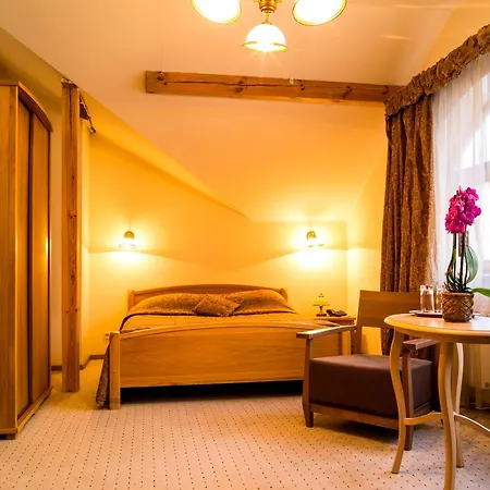 Elizabete Design 3*