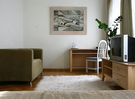 Elizabete Design 3* ריגה